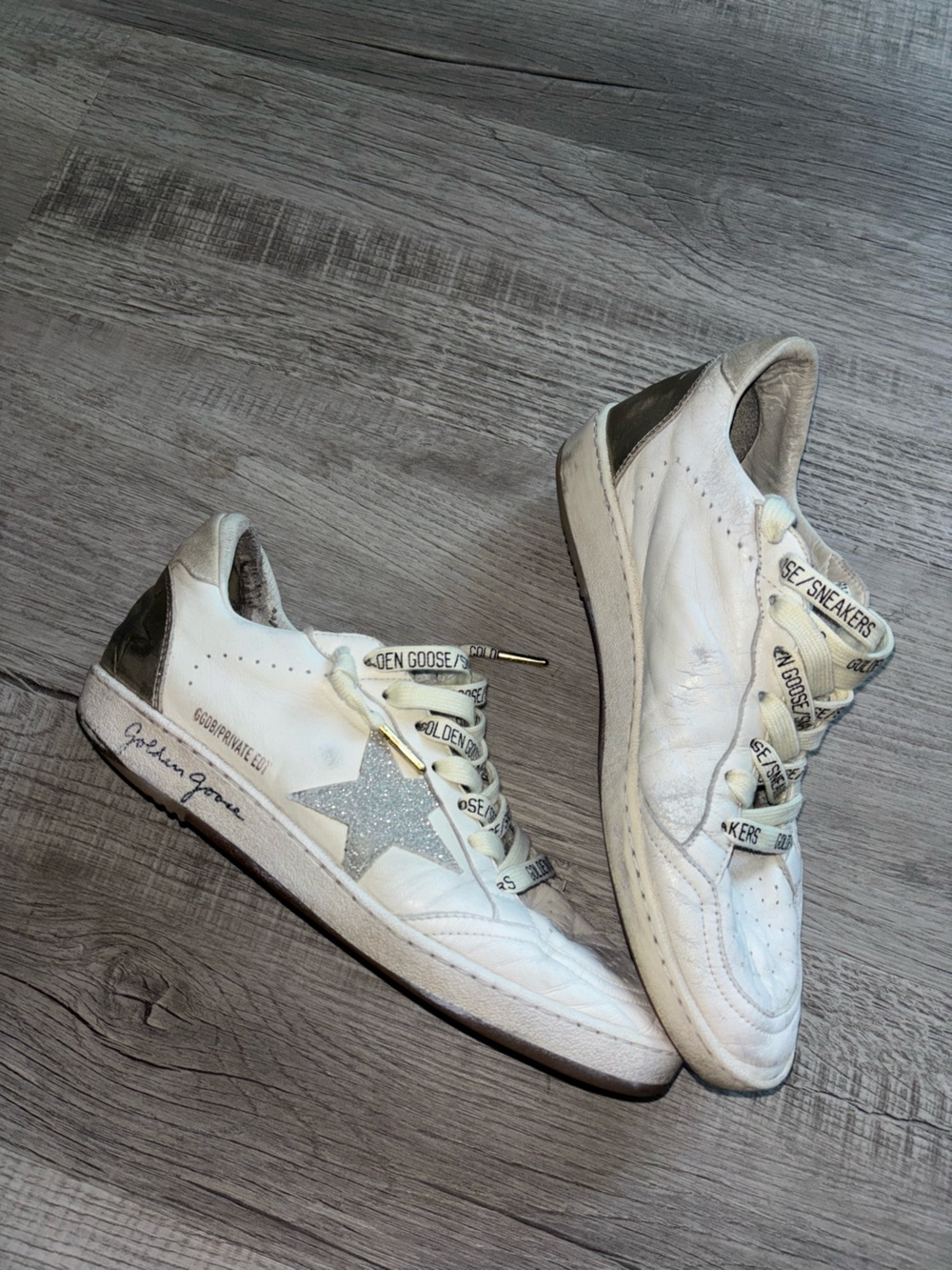 Golden Goose Ballstar sneakers size 39 with new laces - Picture 2 of 7
